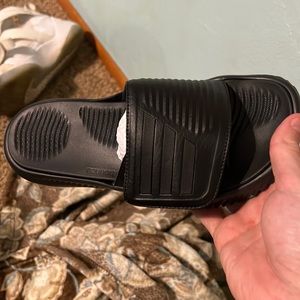 Mens adidas alphabounce slide 2.0 size 10 (GY9416) no box